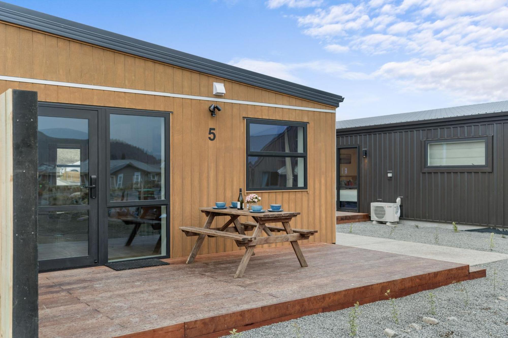 Sunshine Suites Lago Tékapo Exterior foto